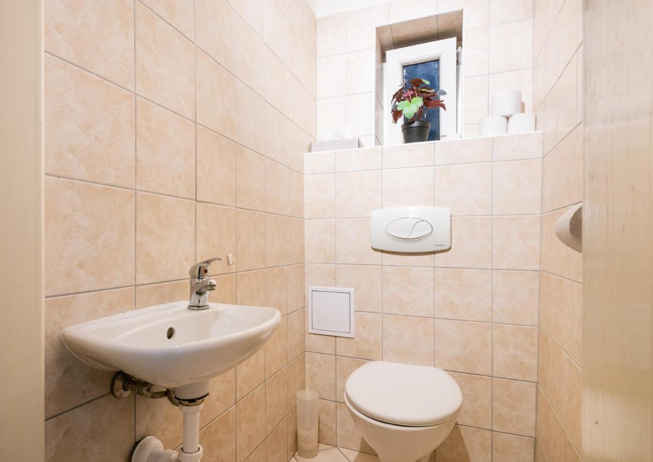 Gorazdova Apartments Прага Экстерьер фото